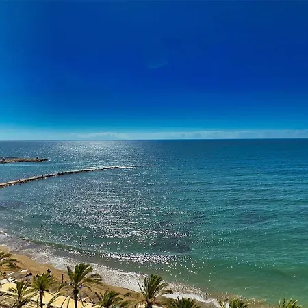 Diana 905. Superb South-facing One-bedroom With Amazing Sea Views. Apartment