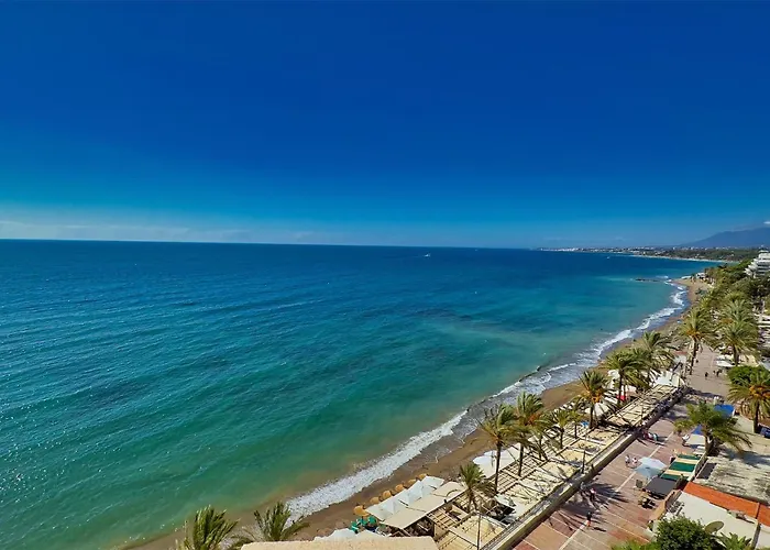 Diana 905. Superb South-facing One-bedroom With Amazing Sea Views.